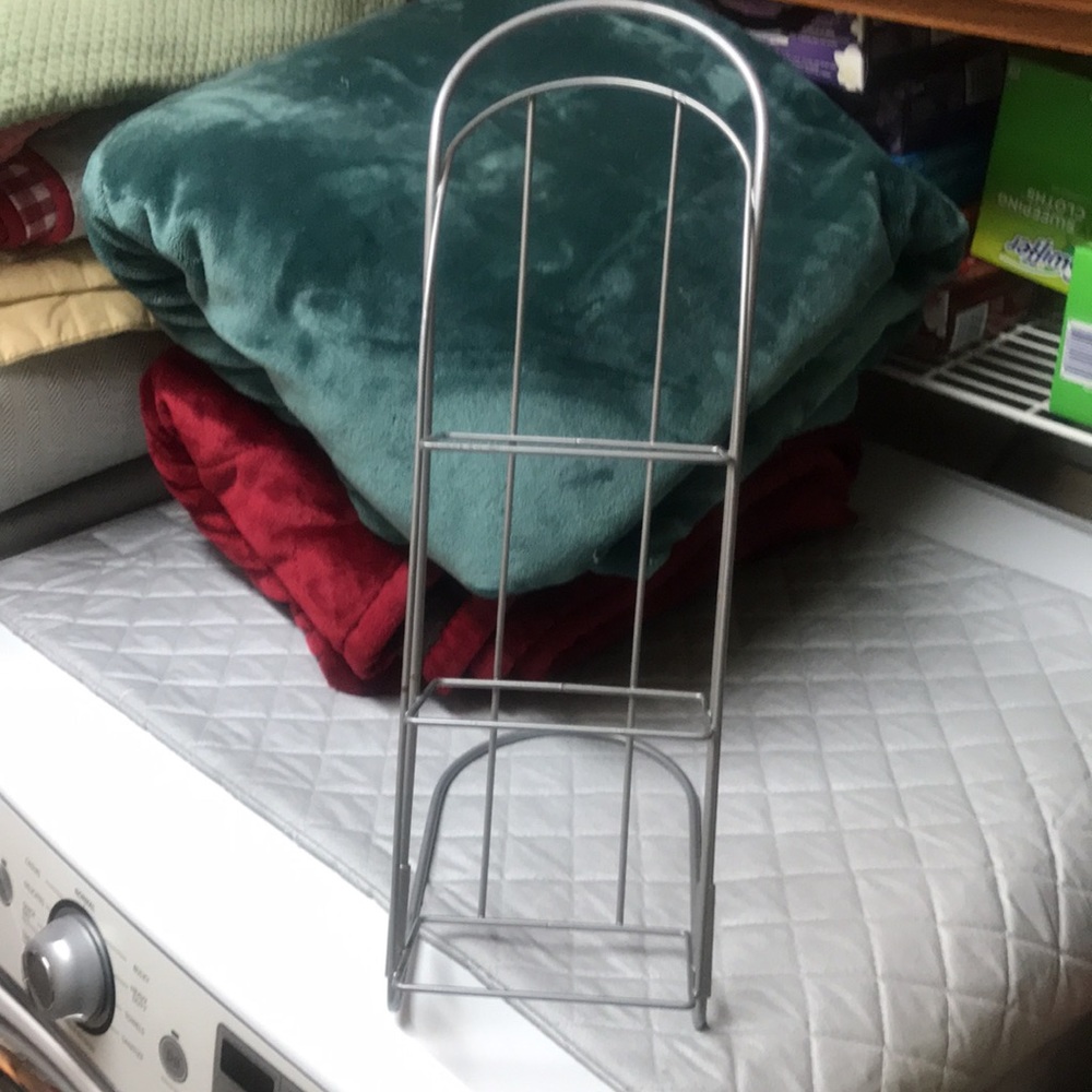 Wire Bag Holder